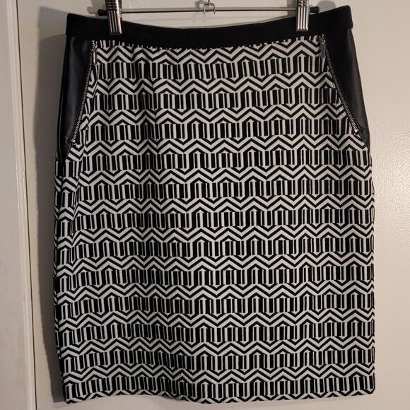 Raffaella Stretch Textured Pencil Skirt M Graphic Pull On Faux Leather Career - Picture 1 of 9